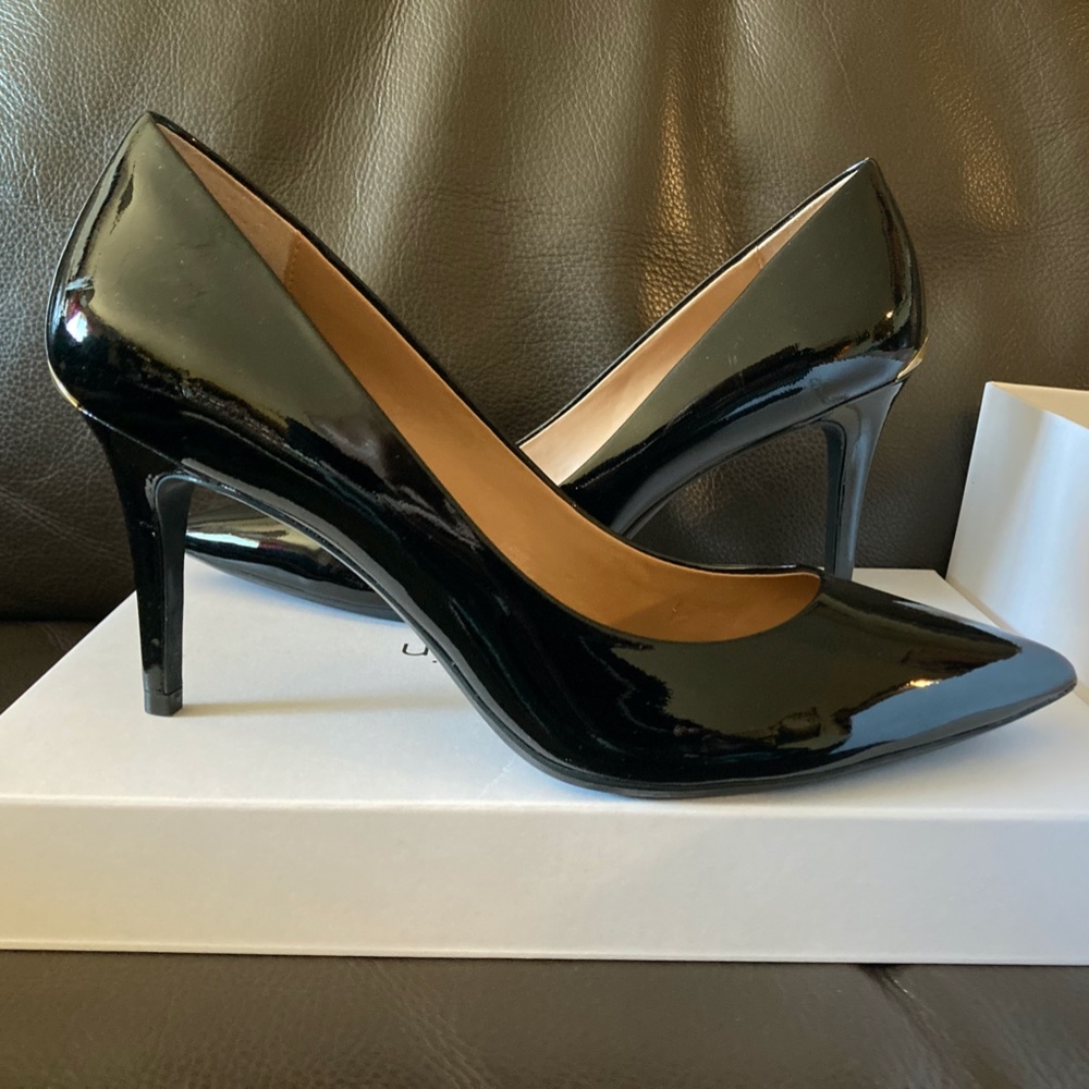 Calvin Klein "Gayle" Black Patent 3" heels, Size 8.5